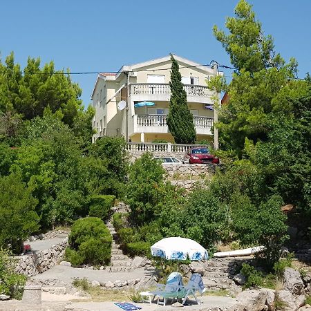 Apartments Akiki Karlobag Εξωτερικό φωτογραφία