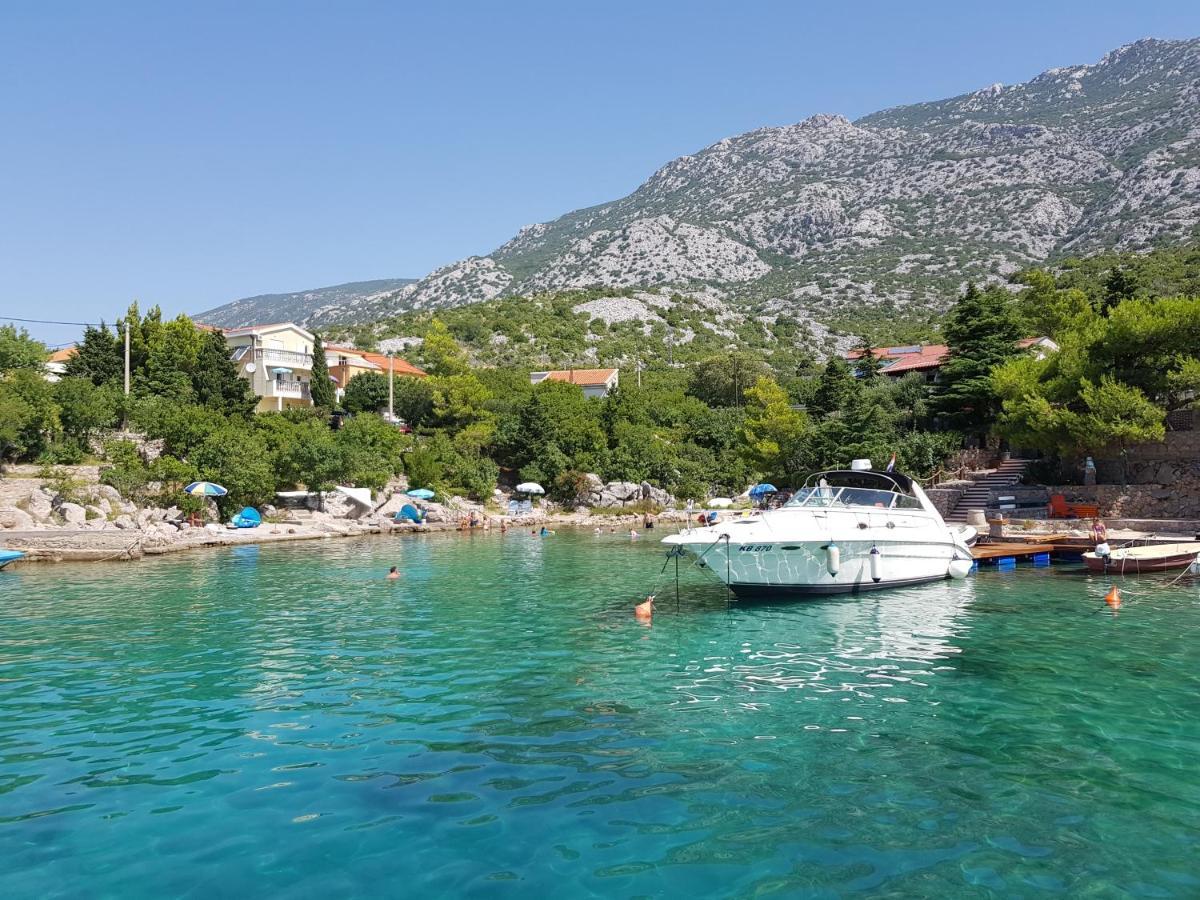 Apartments Akiki Karlobag Εξωτερικό φωτογραφία