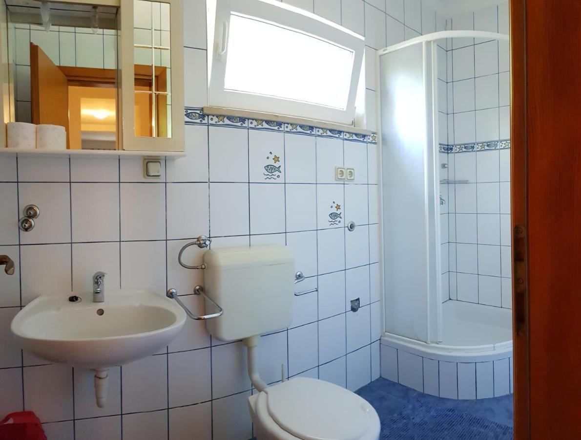 Apartments Akiki Karlobag Εξωτερικό φωτογραφία