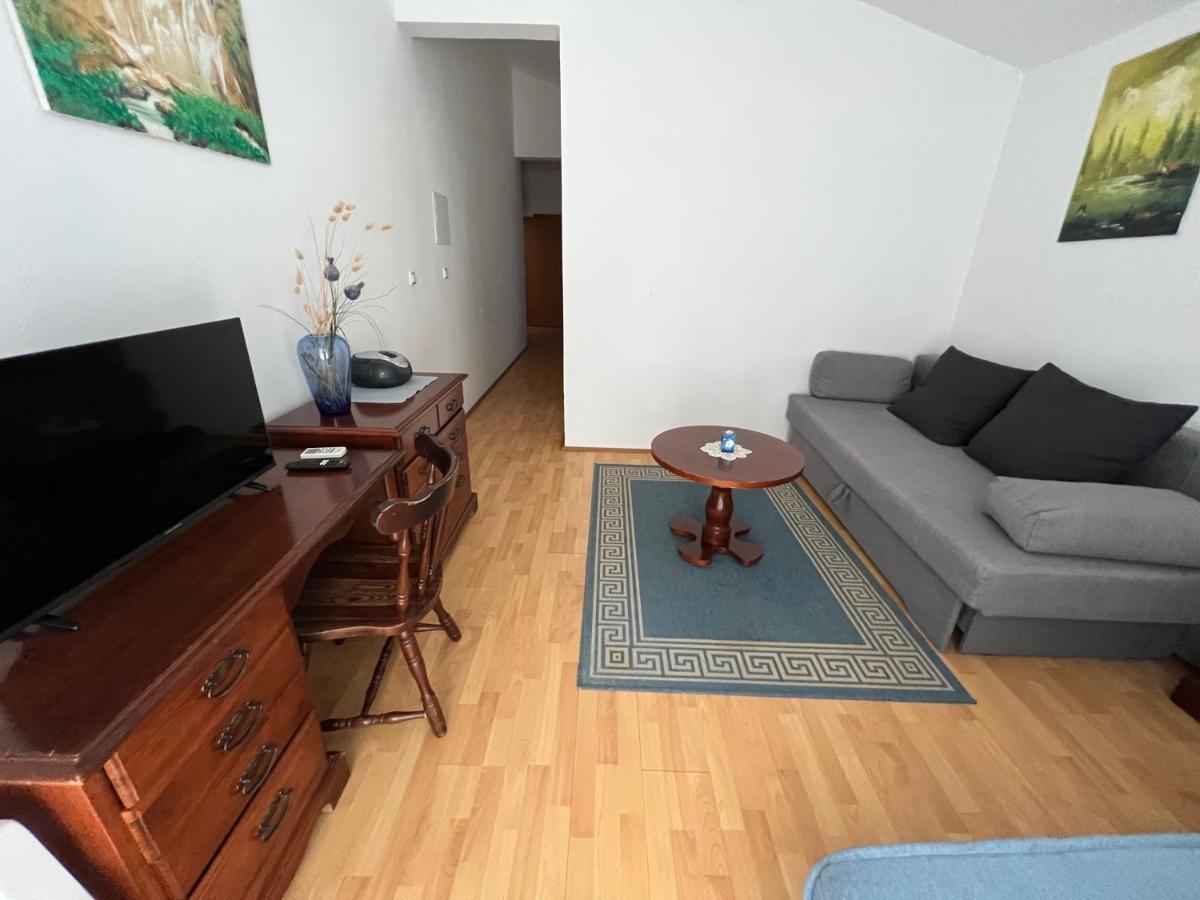 Apartments Akiki Karlobag Εξωτερικό φωτογραφία
